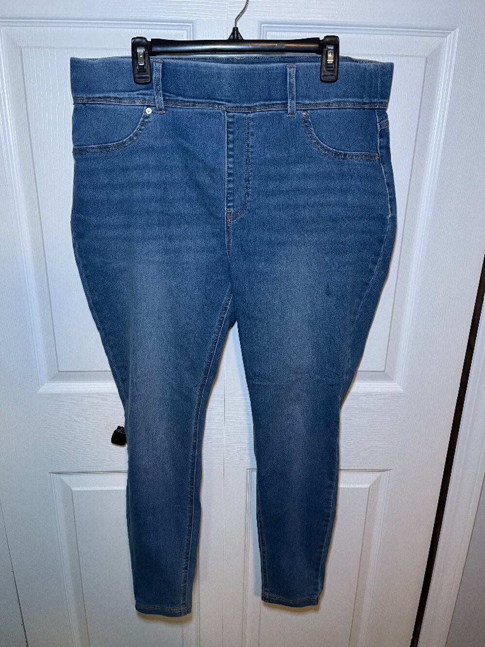 Terra & Sky Skinny Jeans Plus 16W 18W Light Wash Stretch